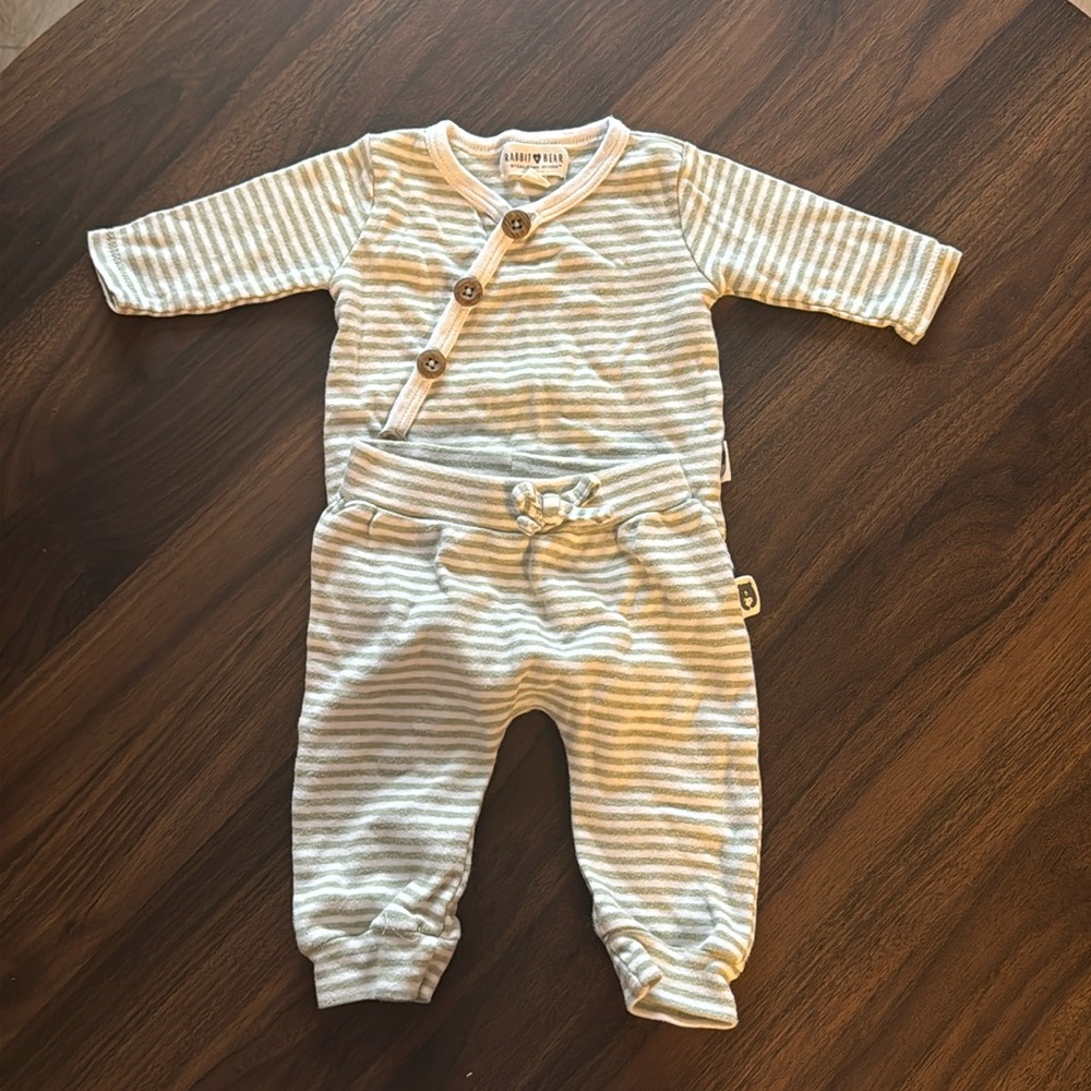 Kimono style baby outfit